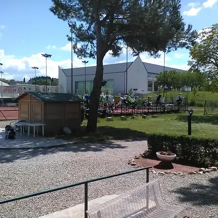 Pensión Sport Village Badia Holiday House Colle di Val d'Elsa